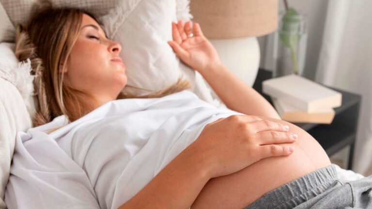 Cansaço Gestacional: Entenda Sono e Mudanças de Humor na Gravidez