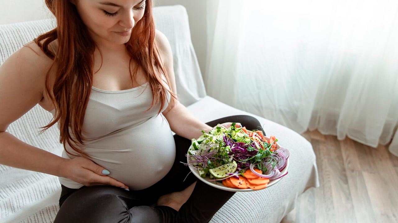 Nutrientes gestação: por que ferro, cálcio e ômega-3 importam